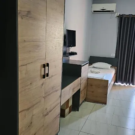 Alojamento de Acomodação e Pequeno-almoço Marigona 3*