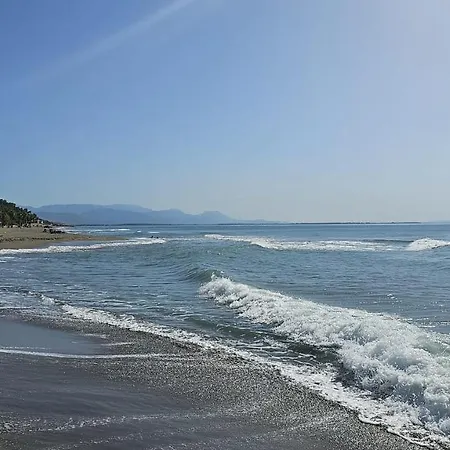 Marigona Couette-café